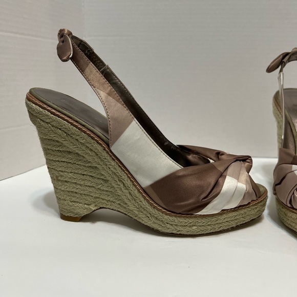 Nine West peep toe wedge sz 8 white/beige/taupe EUC espadrille look wedge 4.5” - Picture 2 of 10